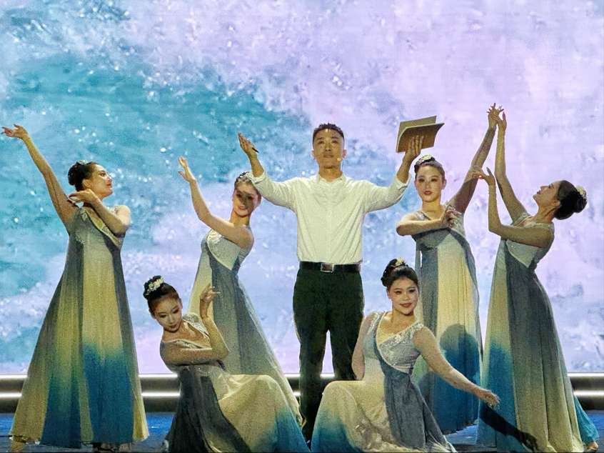 以青春筆墨，書寫長江新故事——“湖北文學之夜”活力綻放